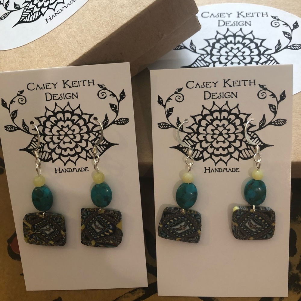 Artifact Earring - Picture 2 of 13